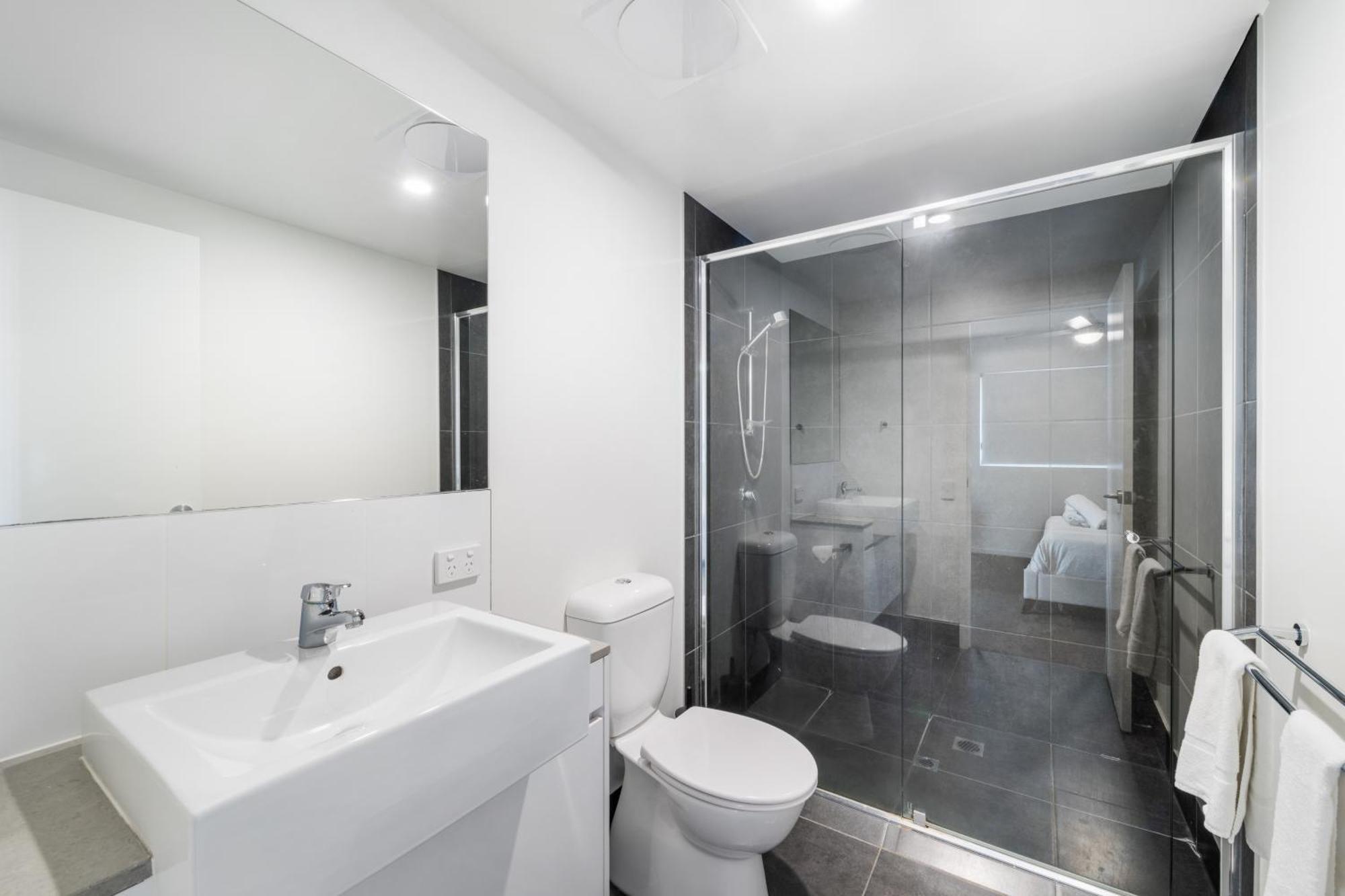 Salt At Oceanside Hotel Kawana Waters Exterior foto